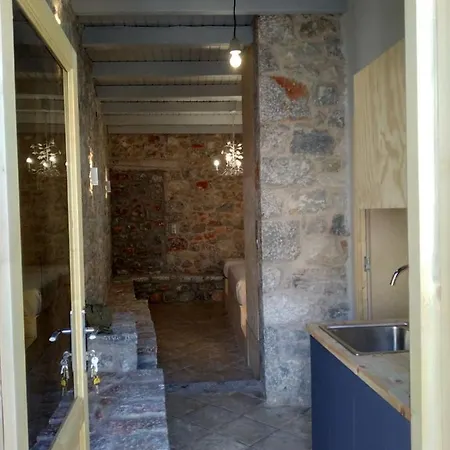 Shiro - Traditional Stone