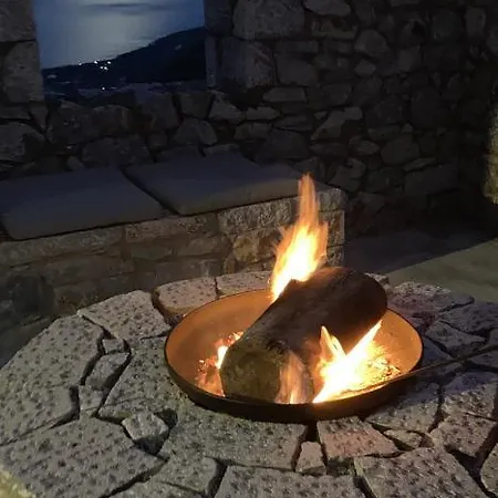 Villa Shiro - Traditional Stone *