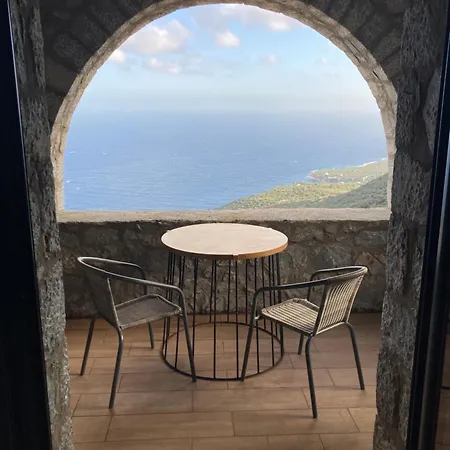 Shiro - Traditional Stone Argilia