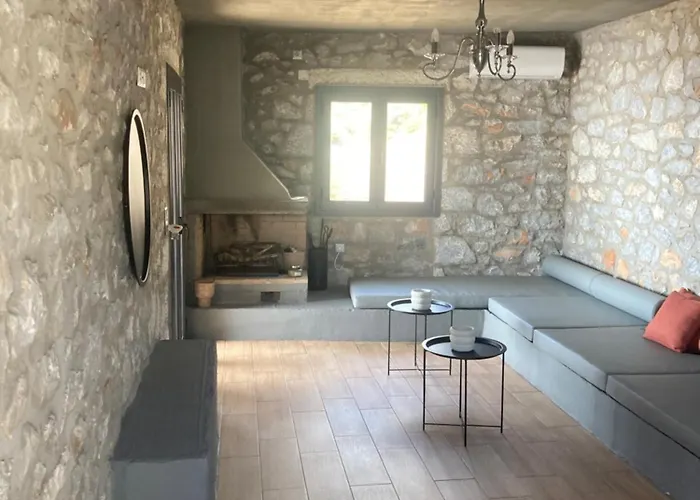 빌라 Shiro - Traditional Stone Argilia